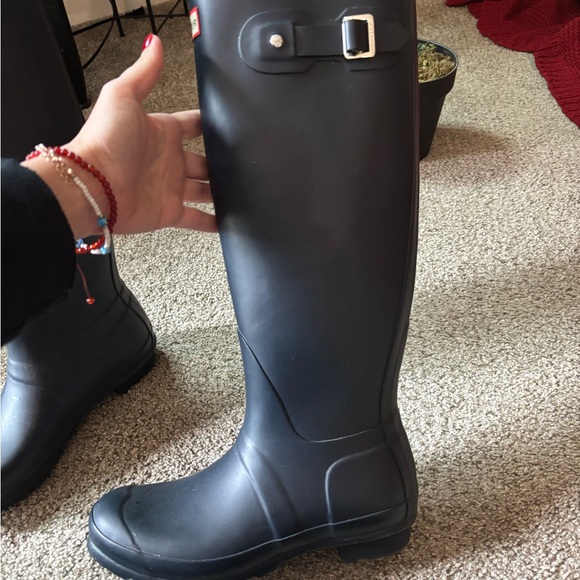 Navy Blue Hunter Boots - Picture 4 of 4